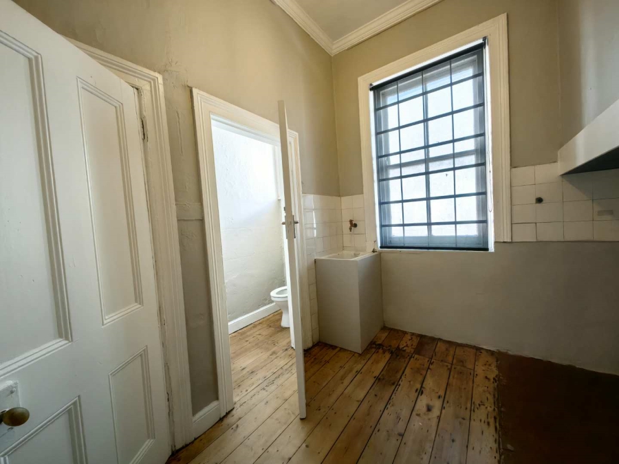 To Let commercial Property for Rent in Wynberg Western Cape